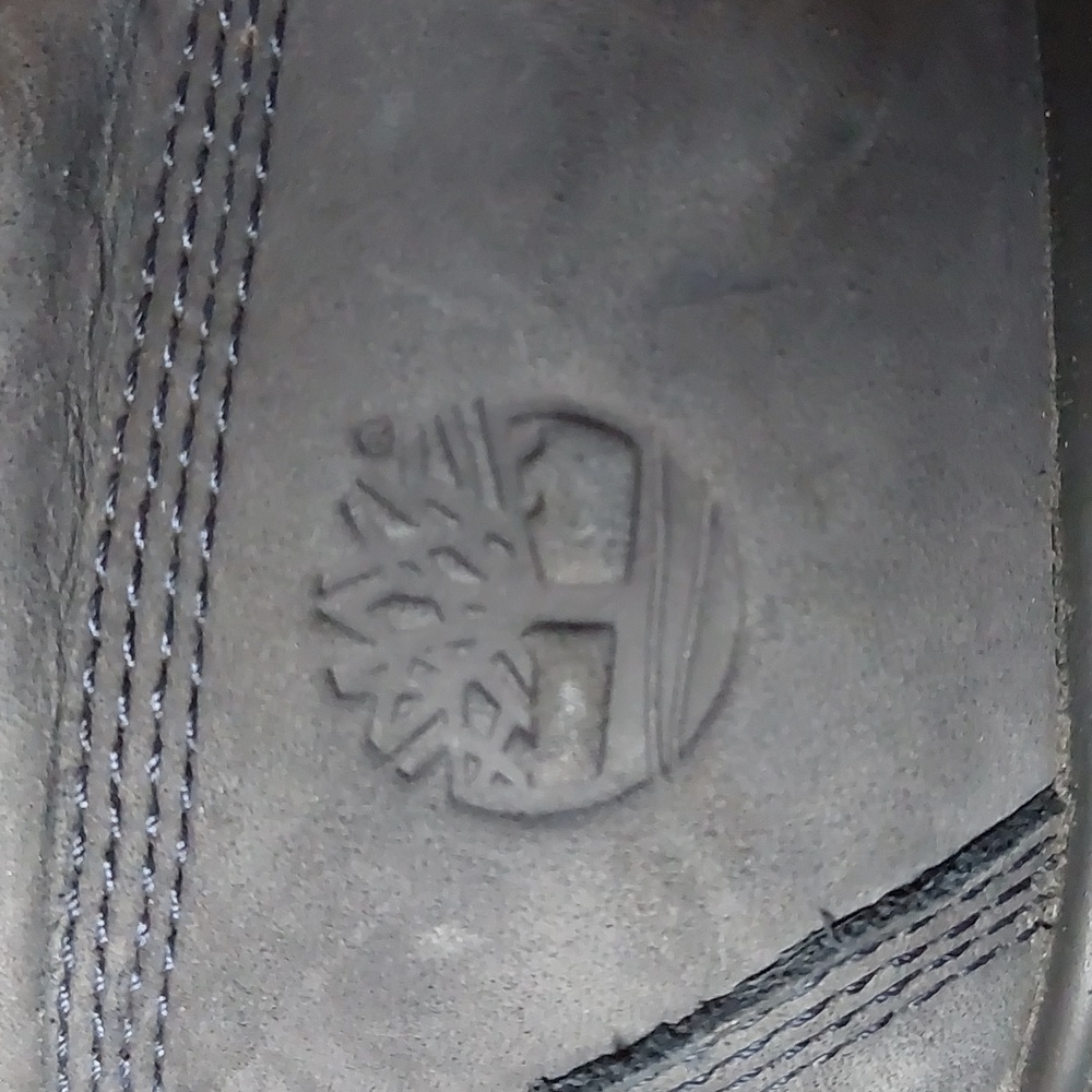 Timberland Navy Blue size 10